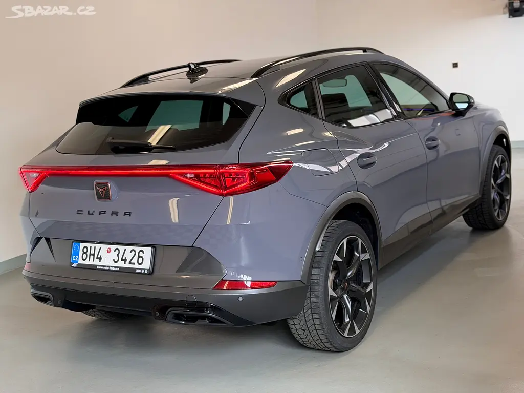 Cupra Formentor, 2,0 TSI DSG 140KW 4x4 čr.1 Maj - fotka 6