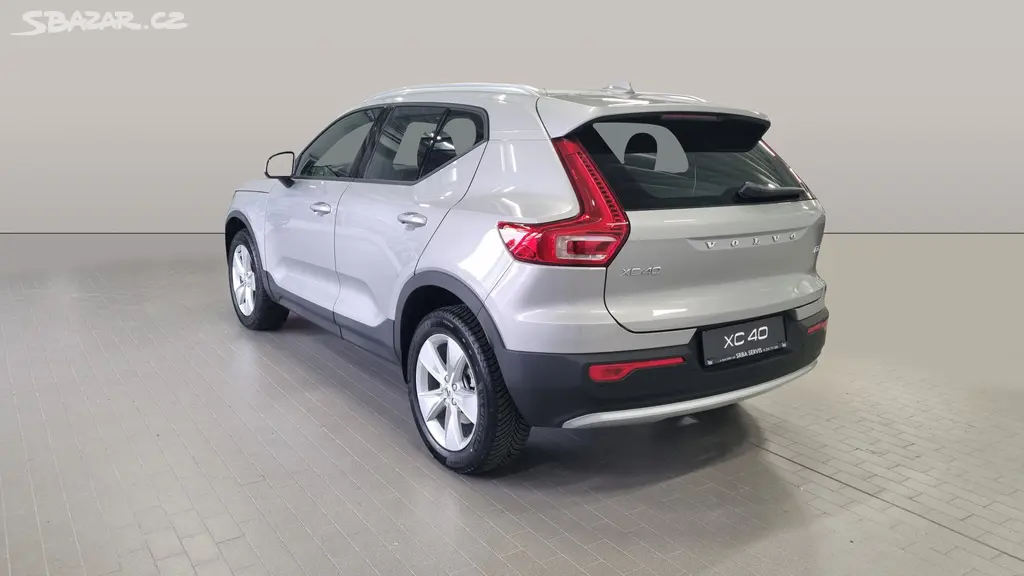 Volvo XC40, B3 2.0L 163 HP AT7 FWD CORE - fotka 3