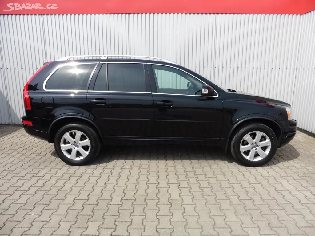 Volvo XC90, 2.4 D5 Summum AWD A/T ... - fotka 6
