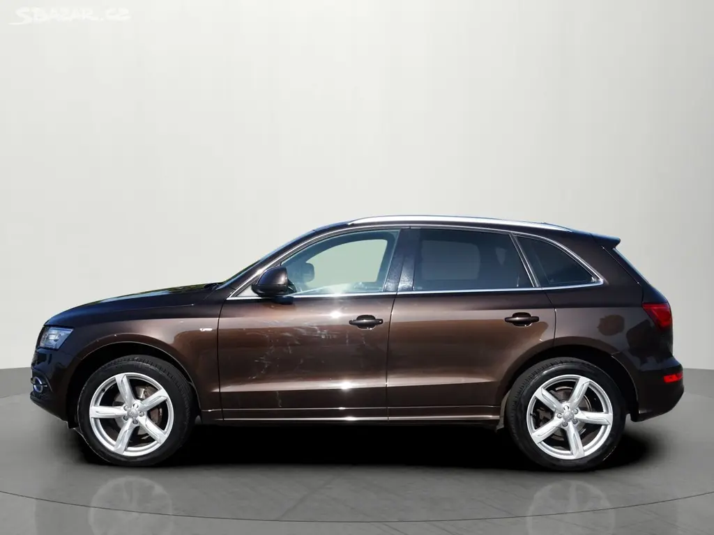 Audi Q5, 2.0TFSI quattro S-line - fotka 2