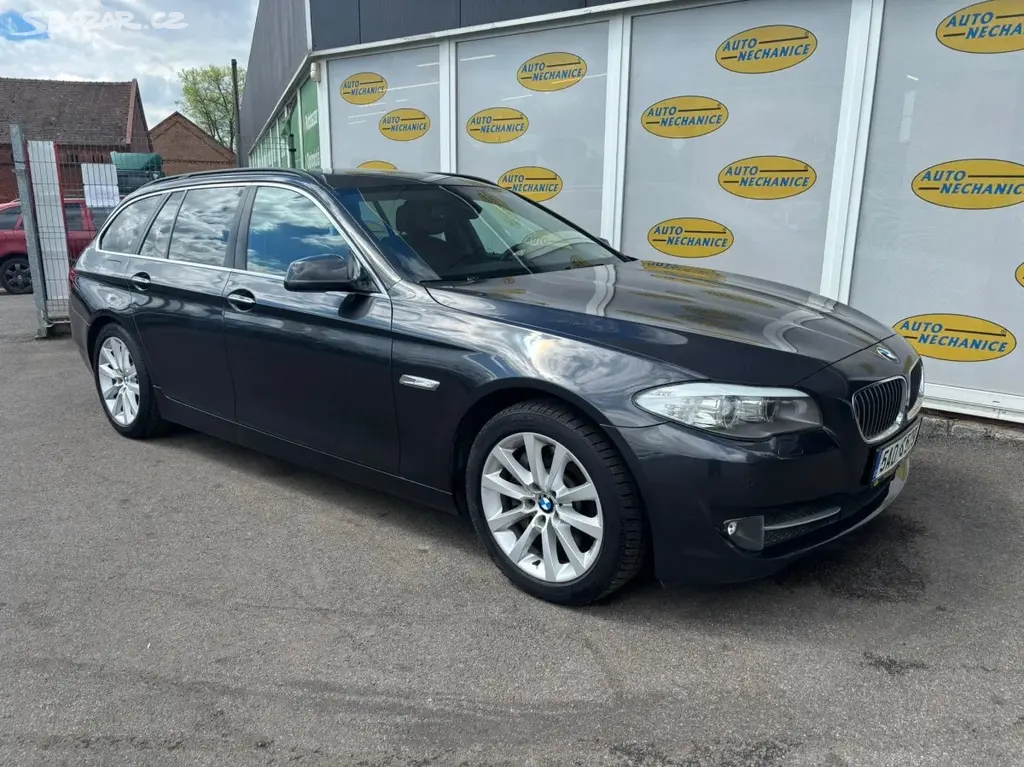 BMW Řada 5, 3.0 530D - fotka 3
