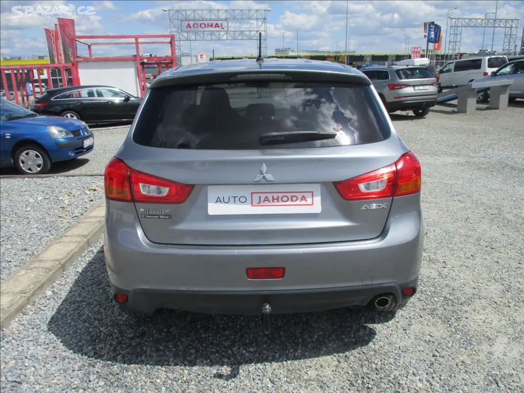 Mitsubishi ASX, 1,6 i, aut.klima,tažné,servis, - fotka 5
