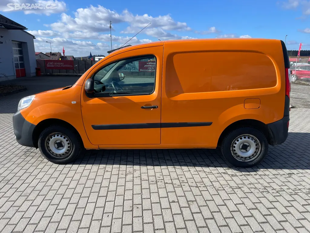 RENAULT KANGOO 1,5 DCi 55kw CZ DPH 1maj 2017 9aut - fotka 2