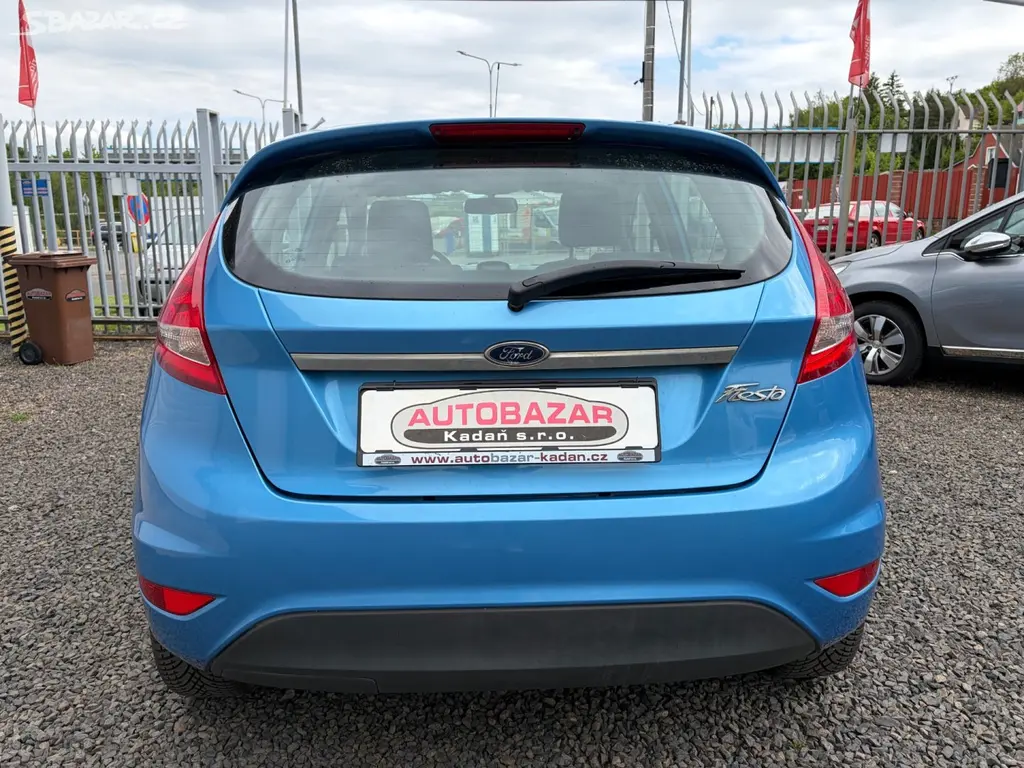 Ford Fiesta, 1,2 ČR, SERVISKA - fotka 4