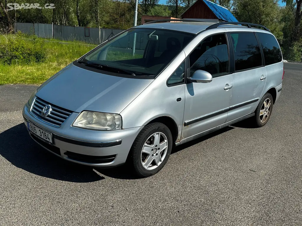 VW Sharan 1.9TDi 96kw, r.2004, 7mist, rozvody - fotka 2
