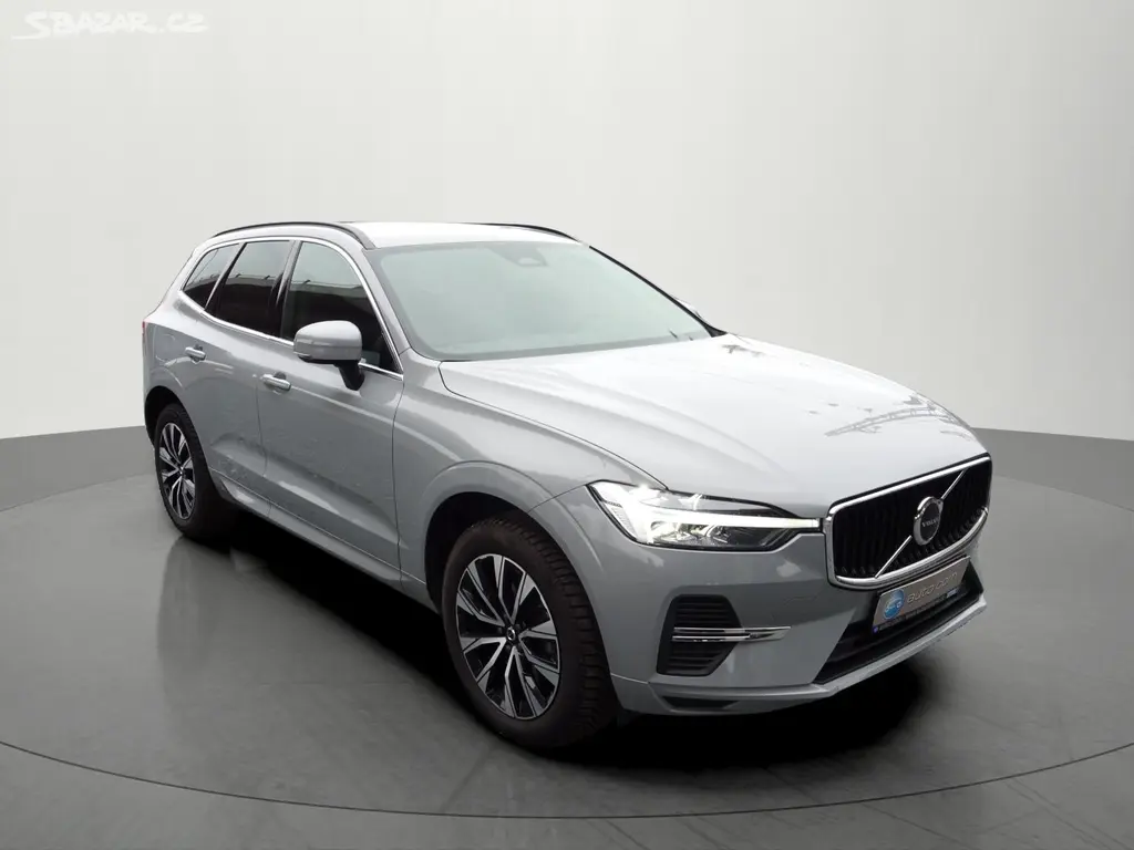 Volvo XC60, B4 145kW AWD LED Kamera DPH - fotka 6