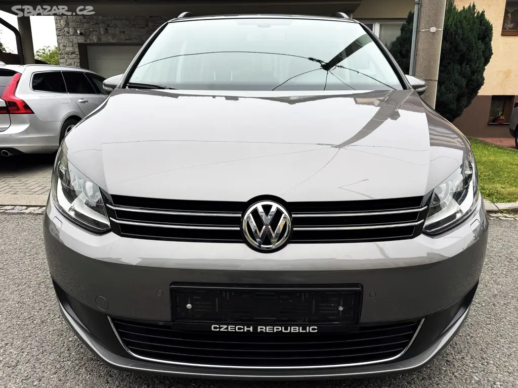 VOLKSWAGEN TOURAN 1.4TSI DSG,NAVI,KAMERA,TAŽNÉ,ALU - fotka 6