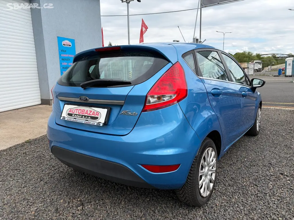 Ford Fiesta, 1,2 ČR, SERVISKA - fotka 6