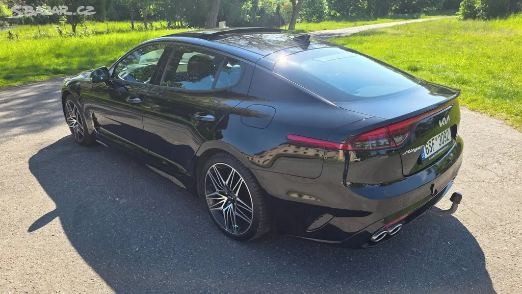 Kia Stinger, 1.maj ČR, záruka KIA do 6/2030 - fotka 3