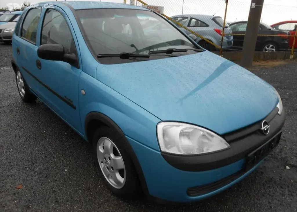 Opel Corsa 1,0 12V Comfort Serviska benzín - fotka 2