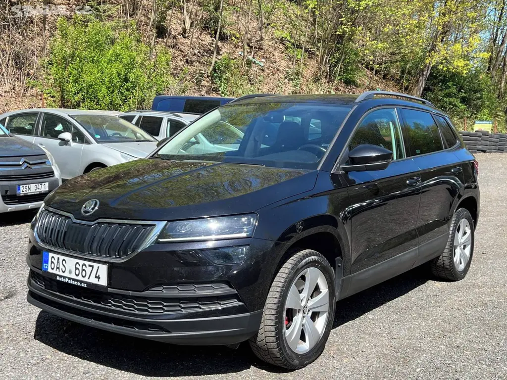 Škoda Karoq 1.0 TSI 85kW LED klima ČR 136tkm 1.maj