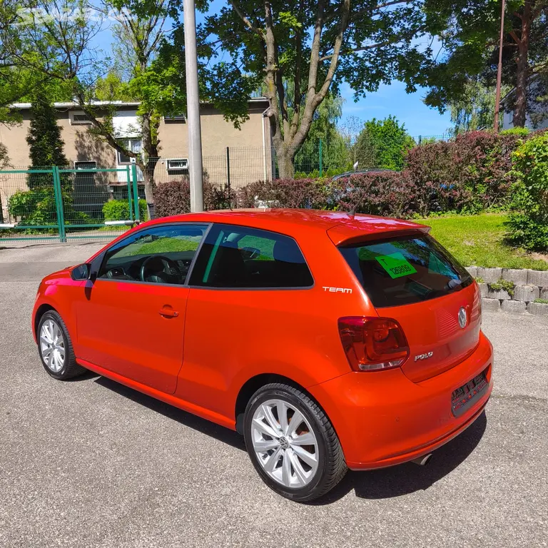 Volkswagen Polo 1.4 16V 63kw,TOUR,poctivých 175tkm - fotka 4