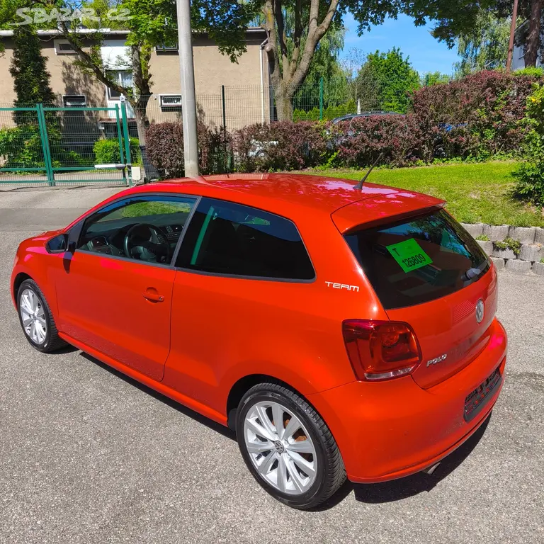 Volkswagen Polo 1.4 16V 63kw,TOUR,poctivých 175tkm - fotka 5