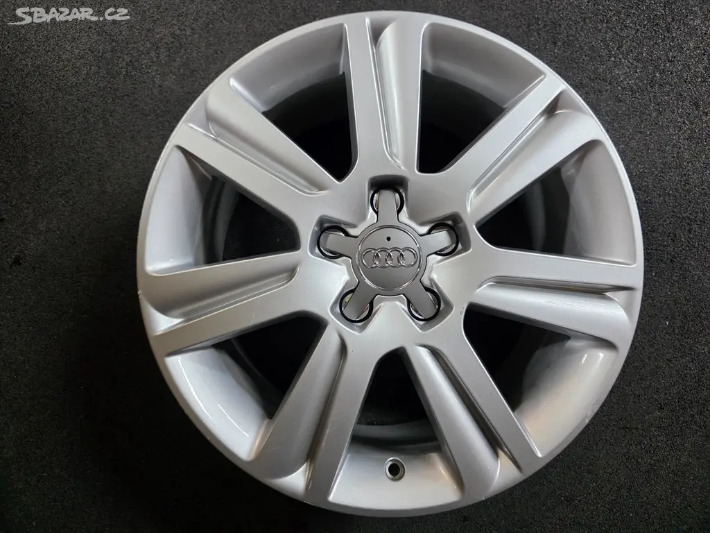 Audi S4 A4 Alu kolo 17 originál 8K0601025B