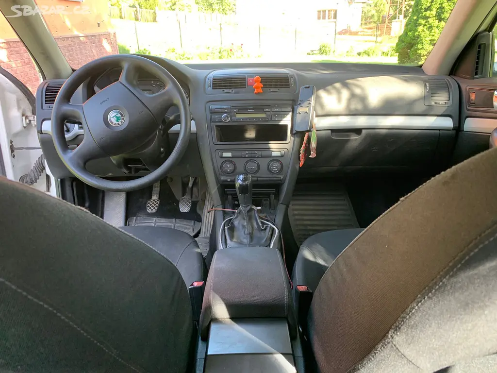 Octavia II - 1.9 TDI - 77kw - fotka 4