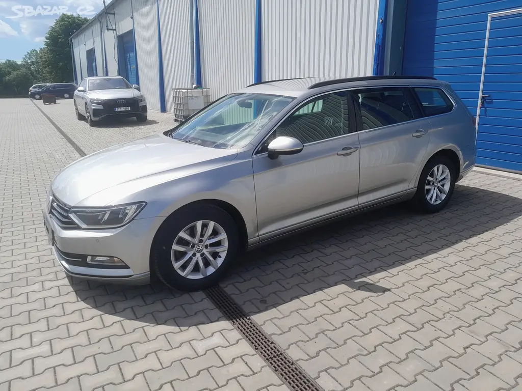 VOLKSWAGEN PASSAT 1.6 TDI 191tis.km - fotka 3