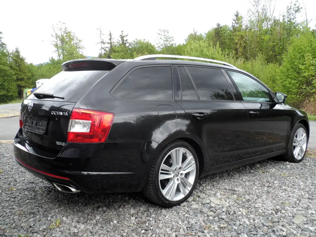 Škoda Octavia III RS 2.0 TDI 135 KW Xenon,Navi - fotka 3