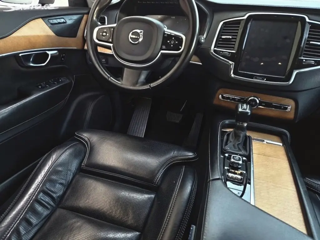 Volvo XC90, 2.0 DB5 AWD INSCRIPION AUT 7M - fotka 3