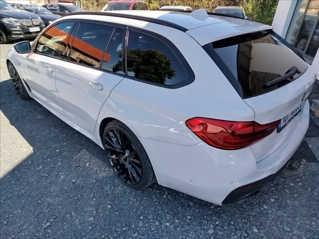BMW Řada 5, 2,0 D 140 kW, M-packet - fotka 4