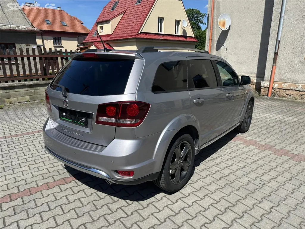 Fiat Freemont, 2,0 4x4 AUTOMAT - fotka 3