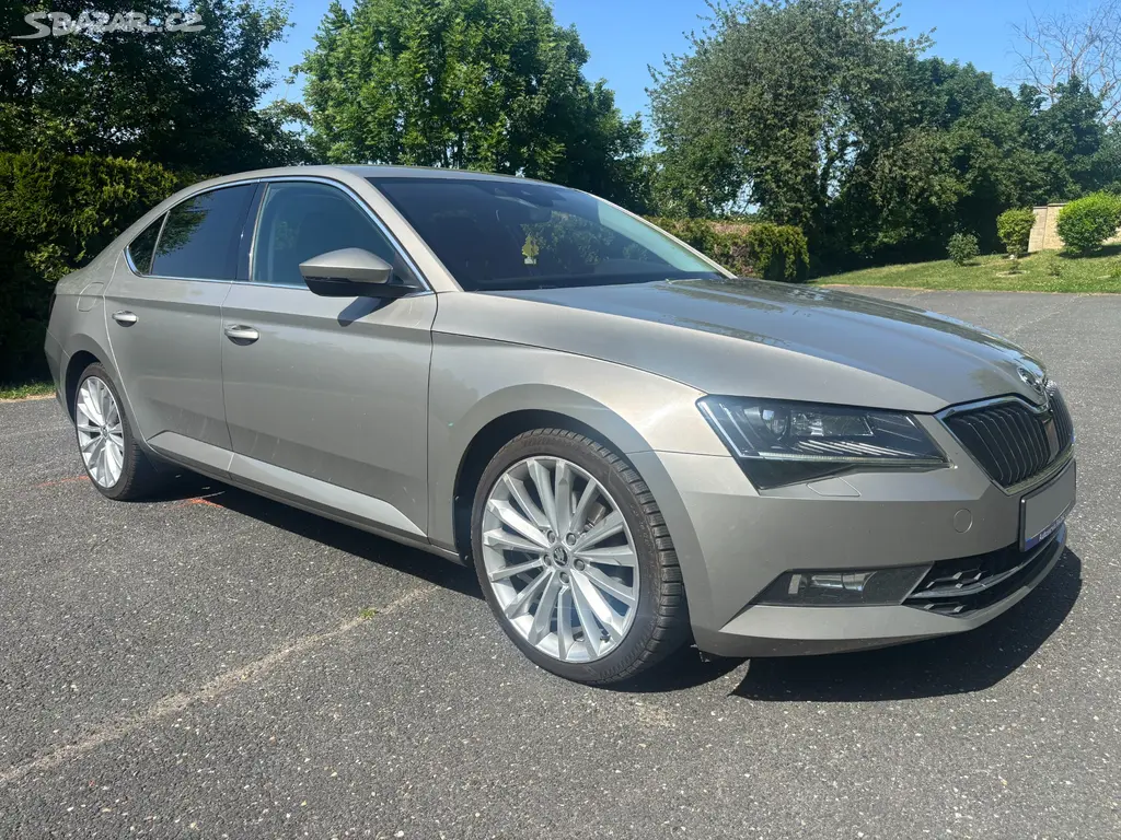 Škoda Superb III 2.0 TSI 2016 162kw Style NAV - fotka 3