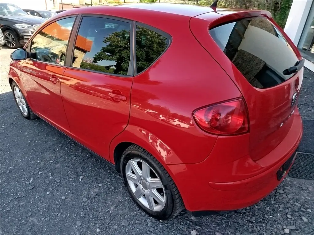 Seat Altea, 2,0 i 110kW, AUTOMAT - fotka 4