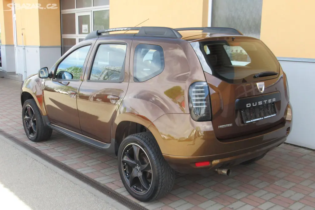 Dacia Duster, 1.6i KLIMA SADA KOL - fotka 2