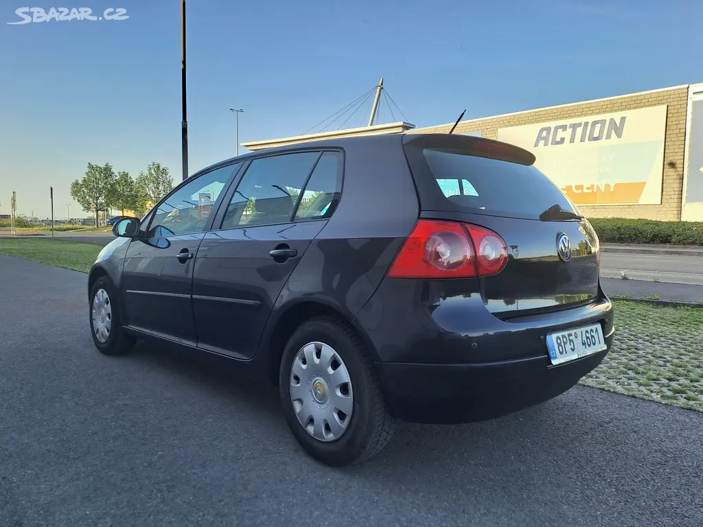 Volkswagen Golf, 1.6 75KW PĚKNÉ AUTO,NOVÁ STK - fotka 5