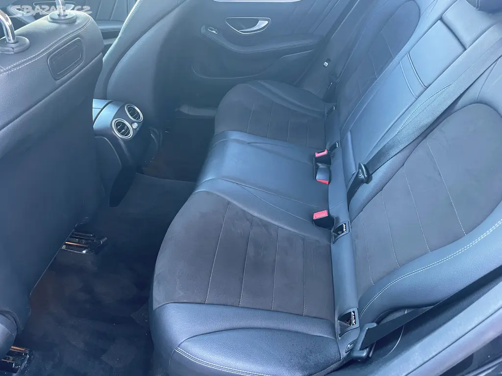 Mercedes-Benz GLC, 350e 4Matic 155kW - fotka 6