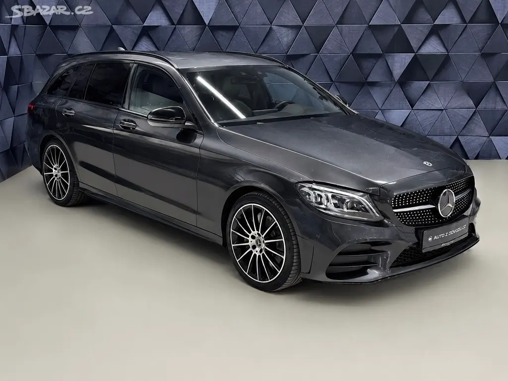 Mercedes-Benz Třídy C, 300d AMG, WEBASTO, BURMESTER, - fotka 4