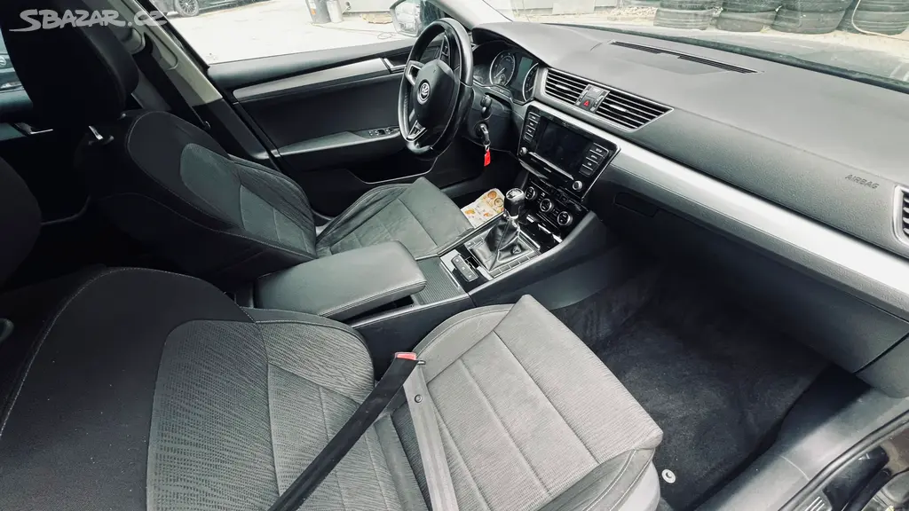 Škoda Superb 2.0TDi 2019 CZ 110KW - fotka 6