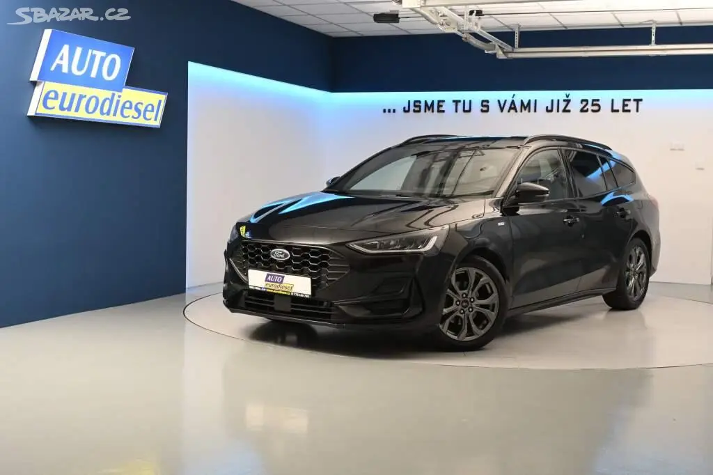 Ford Focus, 1.5 ST-LINE LED ACC Tažné Kame - fotka 2