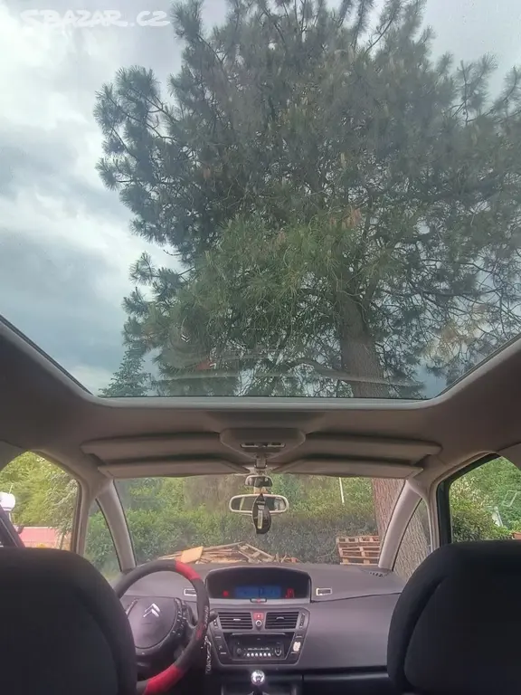 Citroen c4 picasso - fotka 2