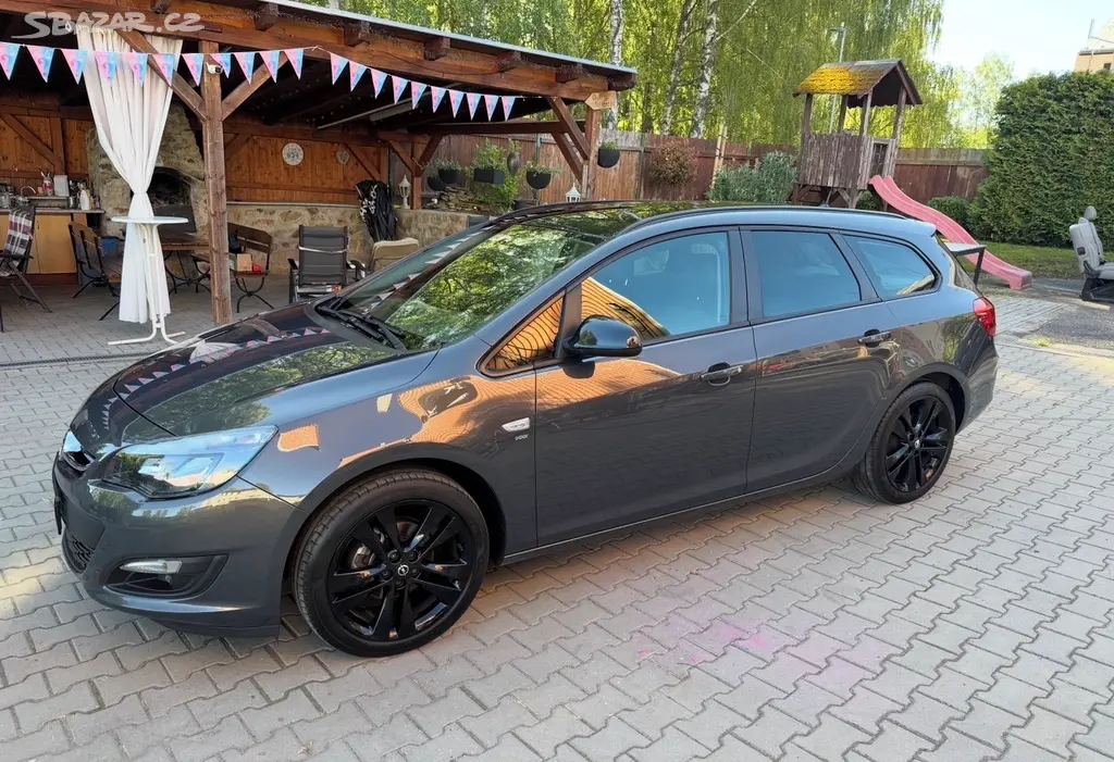 Opel Astra J 1.4 Turbo (103kW) 2014