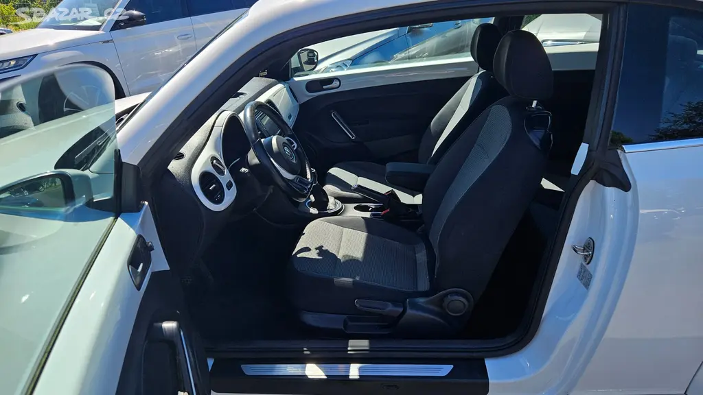 Volkswagen Beetle 2,0 TDi - fotka 5