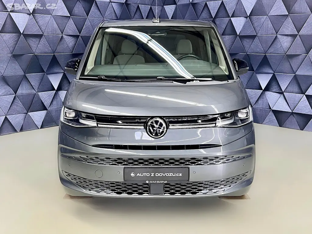 Volkswagen Multivan, 2.0TDI DSG LIFE, PANO, IQ.LED - fotka 3