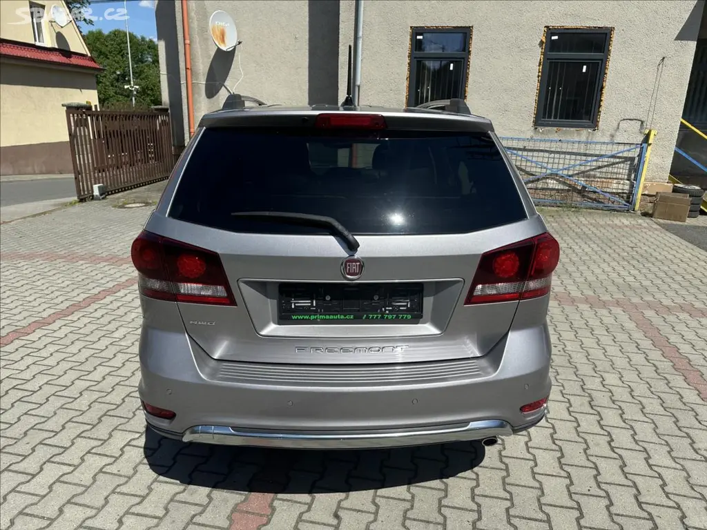 Fiat Freemont, 2,0 4x4 AUTOMAT - fotka 4