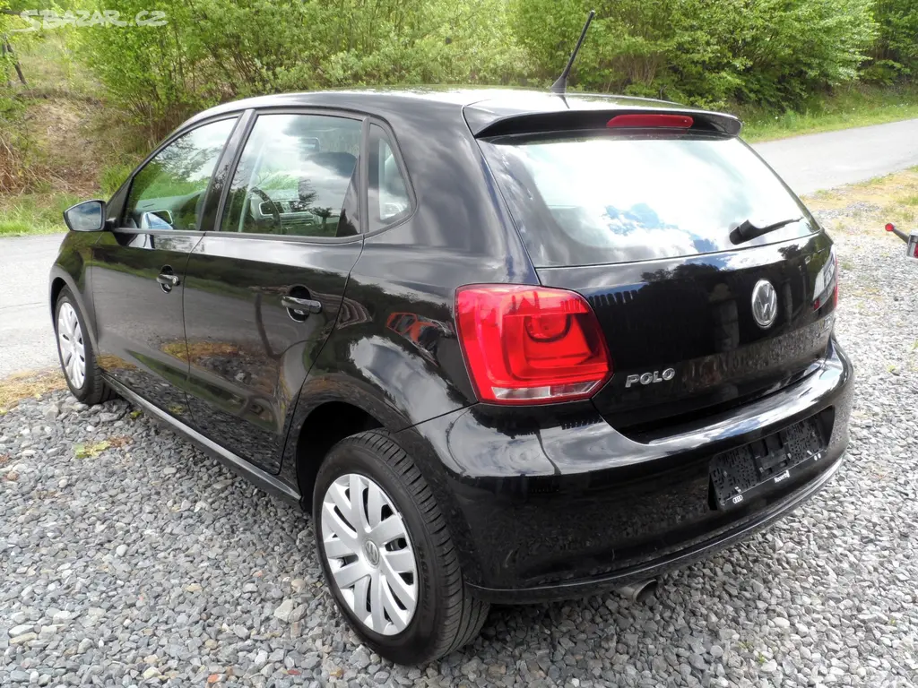 VW Polo 1.6 TDI 66KW,2.Majitel,Klima,Zachovale - fotka 6
