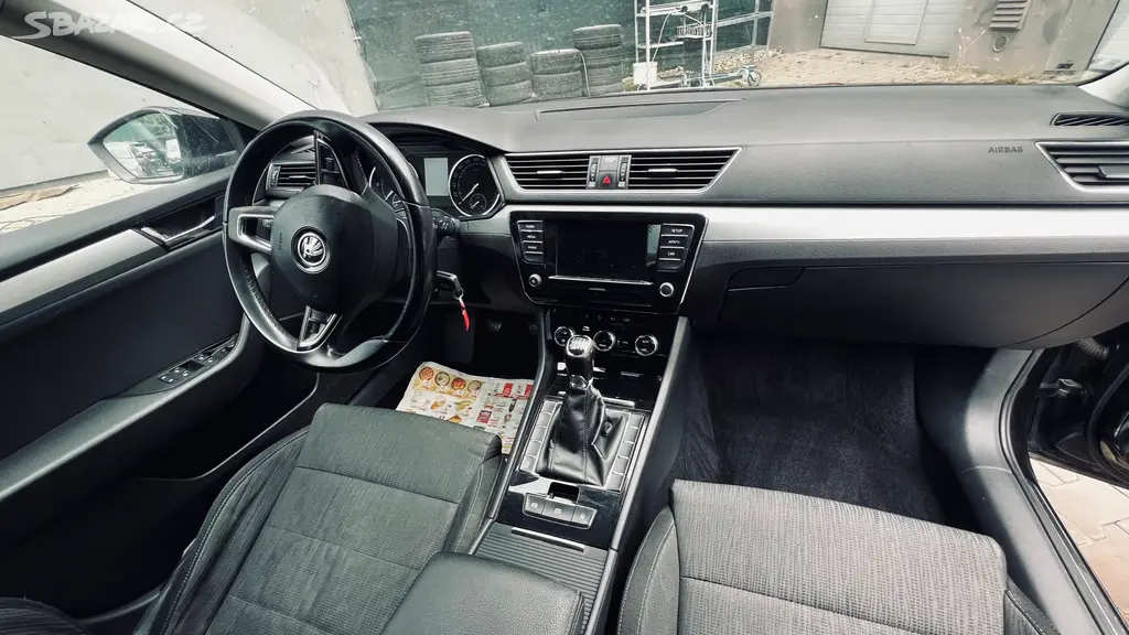 Škoda Superb 2.0TDi 2019 CZ 110KW - fotka 5