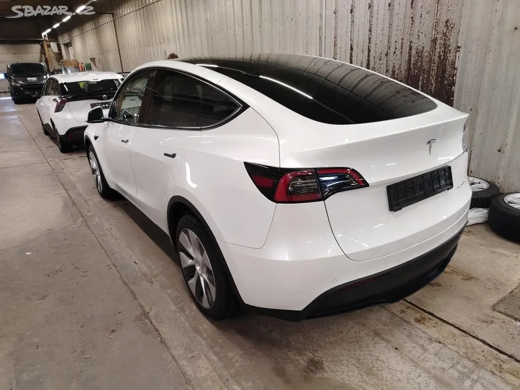 Tesla Model Y, AWD Long Range PŘIPRAVUJEME - fotka 3