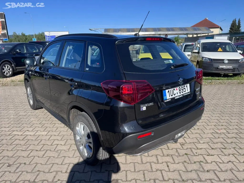 Suzuki Vitara, 1,4i 95 KW HYBRID TAŽNÉ 1. MAJ - fotka 4