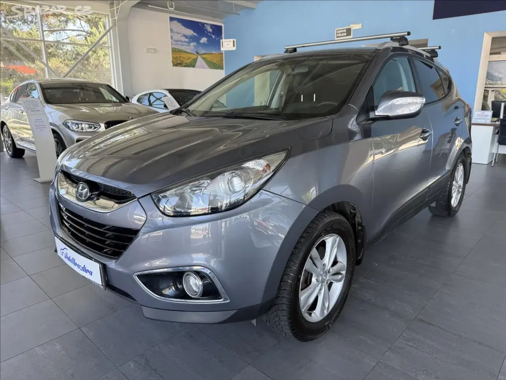 Hyundai ix35, 2,0 CRDi,SERVISKA,1.MAJ,ČR,4 - fotka 3
