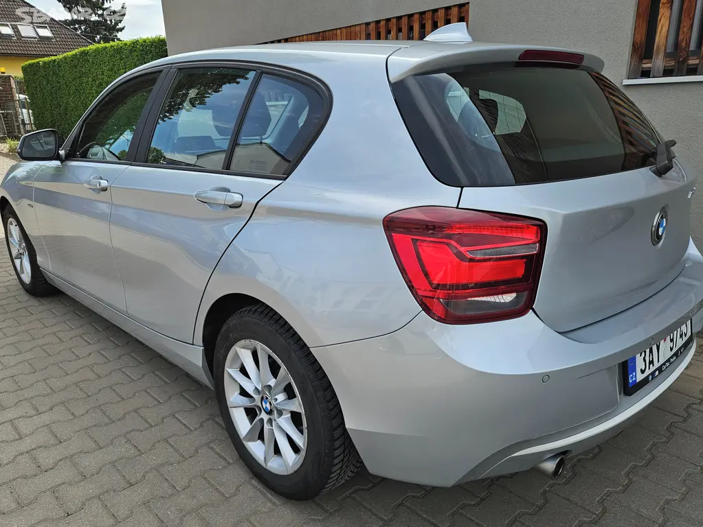 BMW Řada 1, 116D Xenon ČR pravidelný serv - fotka 4