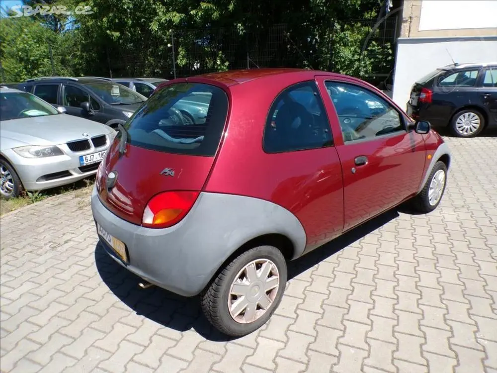 Ford Ka 1,3 i KLIMA,POSILOVAČ ŘÍZENÍ - fotka 4