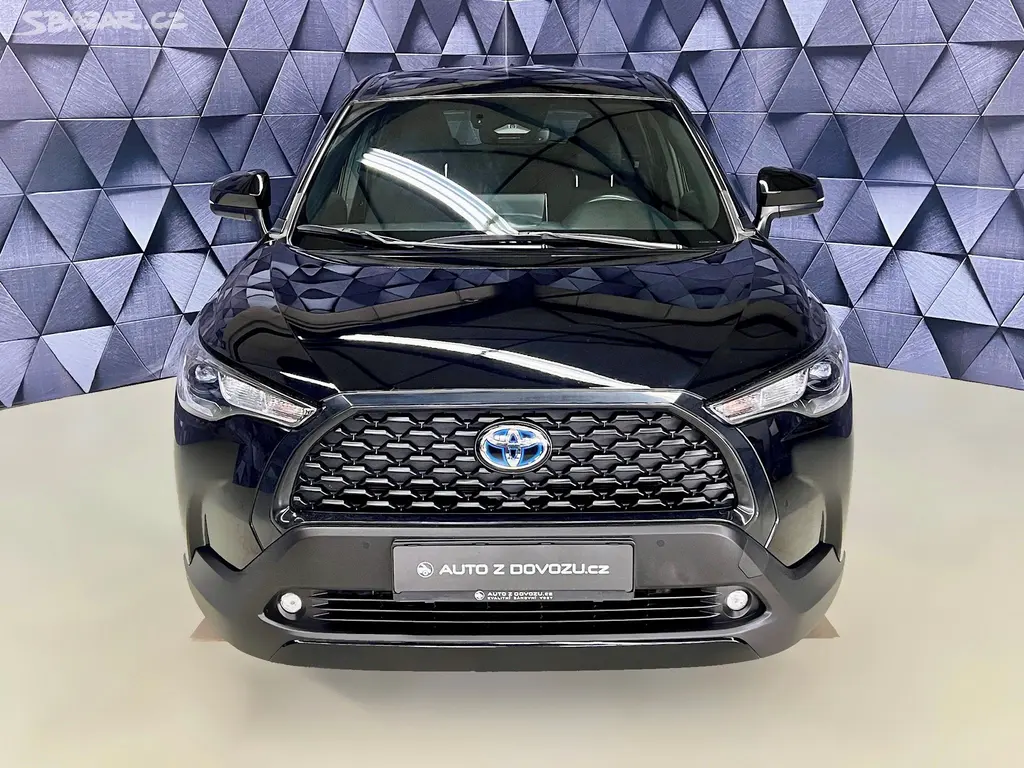 Toyota Corolla Cross, 2.0 HYBRID e-CVT COMFORT - fotka 3