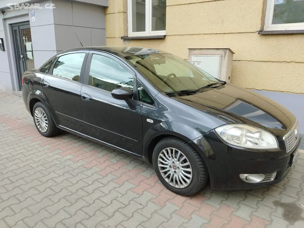 Fiat Linea 1.4 16V s klimatizací - fotka 4