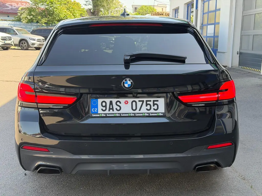 BMW Řada 5, 540d xDrive Touring - fotka 5