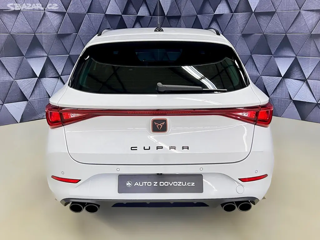 Cupra Leon, 2.0TSI 228KW DSG 4WD, LED, ACC - fotka 6