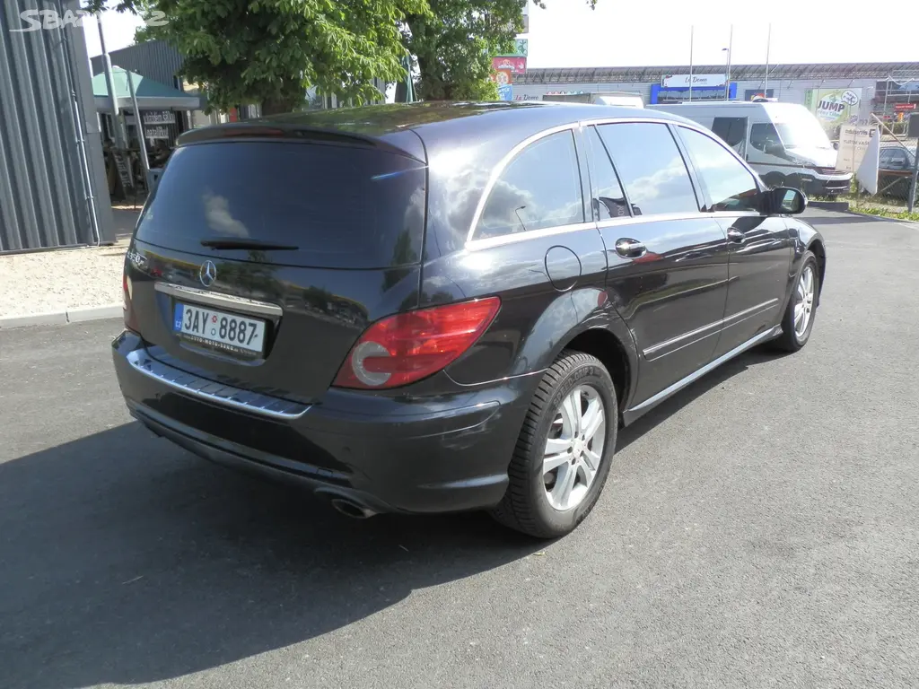 Mercedes-Benz R 350 Long - 200kW, 6 místné - fotka 5