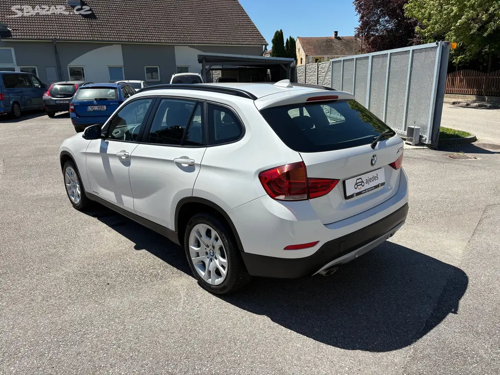 BMW X1, sDrive18d/AUT/ČR-2.maj./servis - fotka 5